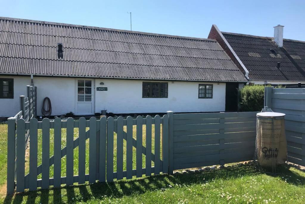 Gammelt Mando Hus Hyggebo Apartment Ribe Bagian luar foto